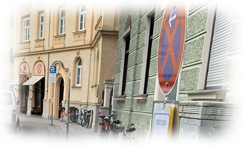 Anfahrtzone zur Belieferung Anfahrtzone zur Belieferung